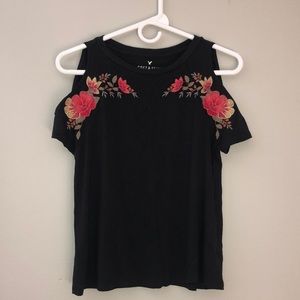 Flower Shoulder T-shirt